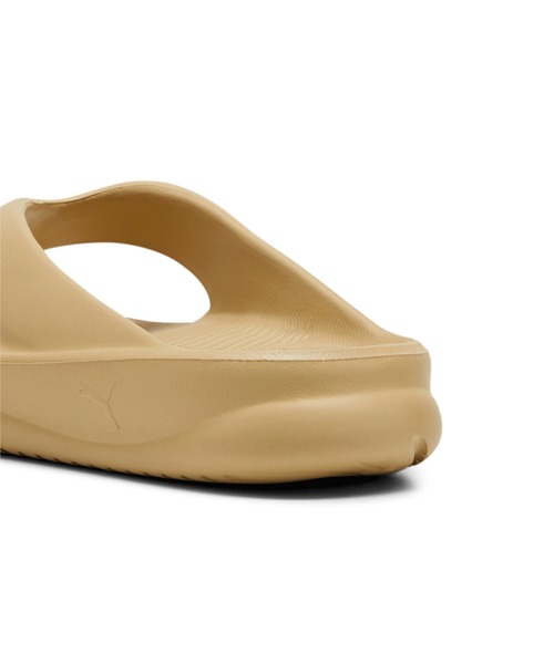 PUMA(プーマ)の「PUMA プーマ ユニセックス ウェーブ フリップ サンダル(サンダル・メンズ・ベージュ・27.0cm/26.0cm/29.0cm/28.0cm/25.0cm/22.0cm/24.0cm/23.0cm)」の2枚目の写真