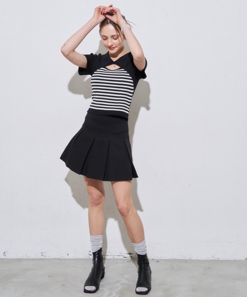MOCOA'S(モコアズ)の「襟付きボーダークロップドトップス(Tシャツ/カットソー・レディース・ナチュラル/ブラック・FREE)」の12枚目の写真