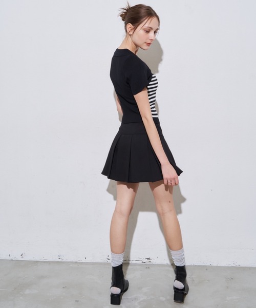 MOCOA'S(モコアズ)の「襟付きボーダークロップドトップス(Tシャツ/カットソー・レディース・ナチュラル/ブラック・FREE)」の13枚目の写真