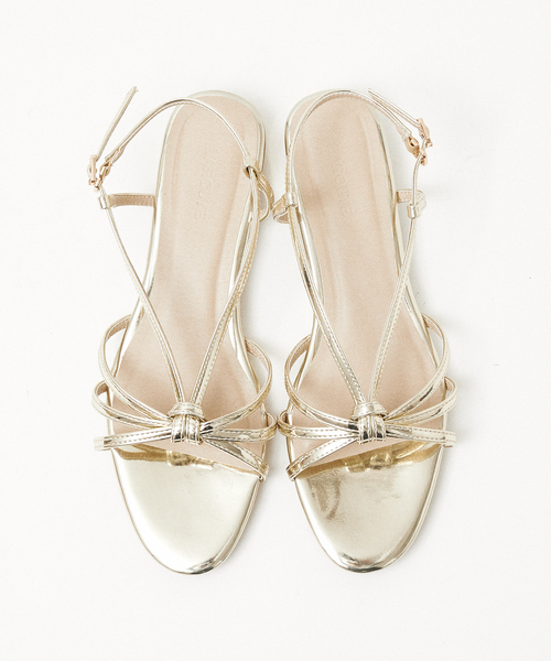 LAROUTE（ラルート）の「【LAROUTE】メタリック 華奢ストラップ フラットサンダル（サンダル・レディース・ゴールド/シルバー/ブルー・S/M/L）」の17枚目の写真