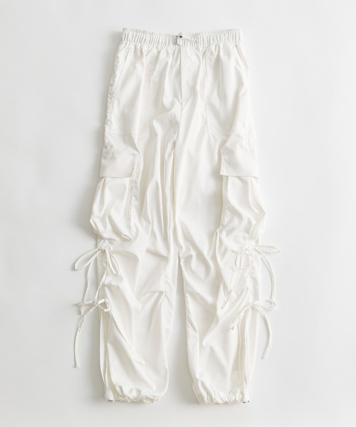 OLIVE des OLIVE(オリーブデオリーブ)の「ダブルリボンカーゴパンツ(カーゴパンツ・レディース・ピンク/オフホワイト/チャコールグレー/ラベンダー/アイボリー/その他・FREE)」の8枚目の写真