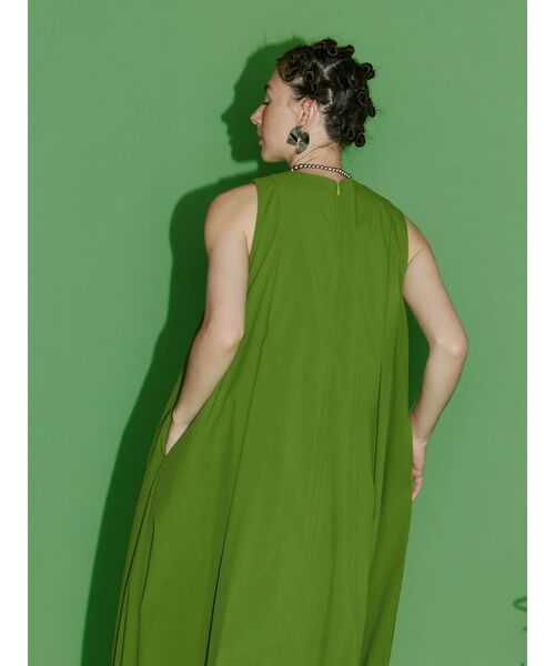 UN3D.(アンスリード)の「TUCK COCOON OP / タックコクーンワンピース(ワンピース・レディース・ライム/ブラック・36/38)」の15枚目の写真