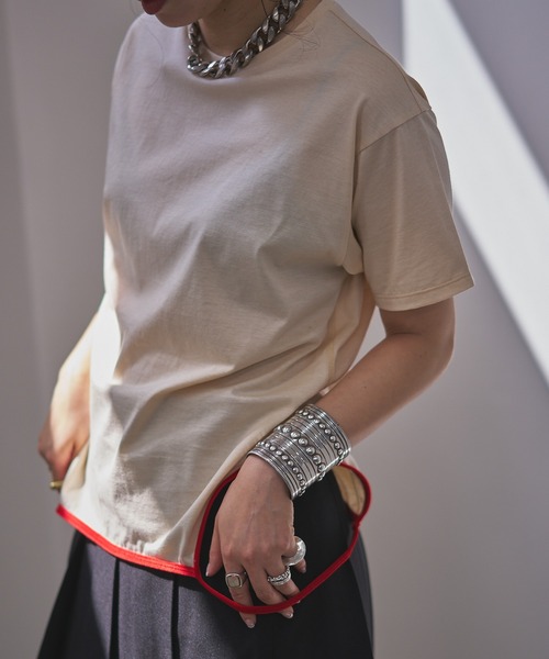 oll(オール)の「Piping multi way Tee(Tシャツ/カットソー・レディース・ベージュ/ホワイト/ブラック・FREE)」の17枚目の写真