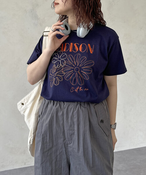 CPCM(シーピーシーエム)の「アソート刺繍T(Tシャツ/カットソー・レディース・ピンク/ネイビー/ホワイト/ホワイト系その他/ブラック系その他/チャコールグレー/オフホワイト/レモンイエロー/ブラック/グレイッシュベージュ/ブラック系その他2・SMALL/MEDIUM)」の16枚目の写真