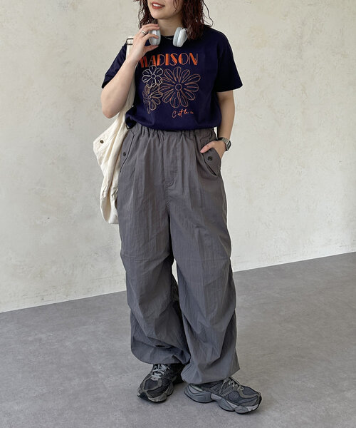 CPCM(シーピーシーエム)の「アソート刺繍T(Tシャツ/カットソー・レディース・ピンク/ネイビー/ホワイト/ホワイト系その他/ブラック系その他/チャコールグレー/オフホワイト/レモンイエロー/ブラック/グレイッシュベージュ/ブラック系その他2・SMALL/MEDIUM)」の17枚目の写真
