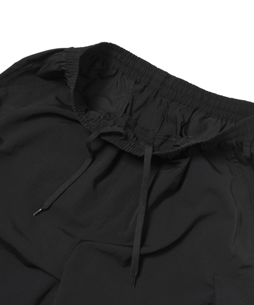 re_k by JUNRED（レクバイジュンレッド）の「re_k by JUNRED / ナイロンワイドカーゴイージーパンツ（カーゴパンツ・メンズ・ブラック/ライトグレー/グリーン系その他2・L/M/S）」の12枚目の写真