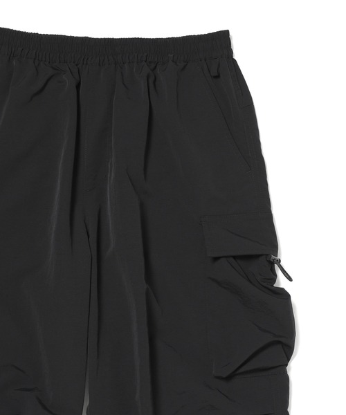 re_k by JUNRED（レクバイジュンレッド）の「re_k by JUNRED / ナイロンワイドカーゴイージーパンツ（カーゴパンツ・メンズ・ブラック/ライトグレー/グリーン系その他2・L/M/S）」の11枚目の写真