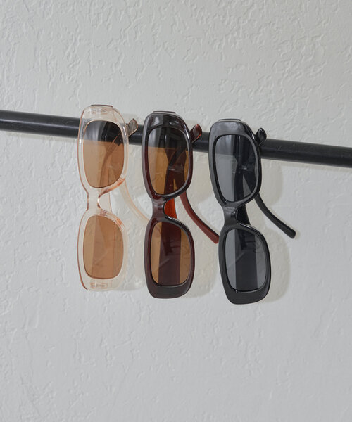 Chico（チコ）の「オーバルサングラス（サングラス・レディース・ブラック/ピンク/ブラウン・FREE）」の4枚目の写真