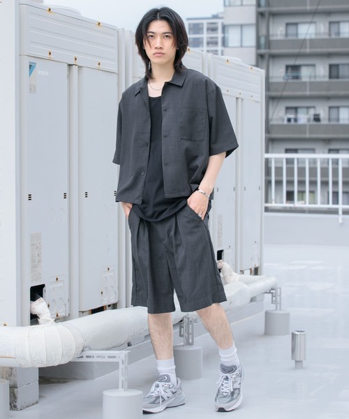 SENSE OF PLACE by URBAN RESEARCH(センスオブプレイスバイアーバンリサーチ)の「『イージーケア/セットアップ対応』リネンライクタックショートパンツ(その他パンツ・メンズ・チャコールグレー/ライトベージュ・MEDIUM/LARGE)」の16枚目の写真