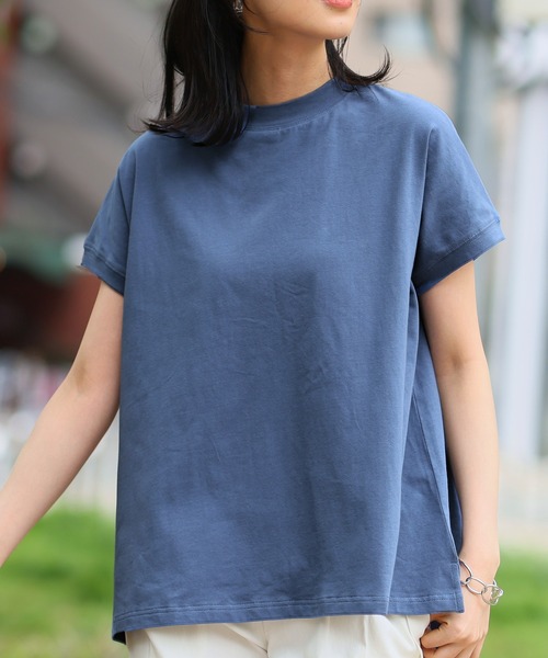 itto...(イット)の「【汗染み対策】モックネックゆったりTシャツ(汗じみ防止加工)(Tシャツ/カットソー・レディース・グレイッシュベージュ/ブルー/オフホワイト/ブラック・XL/M-L)」の4枚目の写真