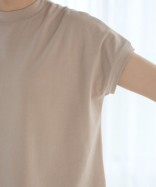 itto...(イット)の「【汗染み対策】モックネックゆったりTシャツ(汗じみ防止加工)(Tシャツ/カットソー・レディース・グレイッシュベージュ/ブルー/オフホワイト/ブラック・XL/M-L)」の14枚目の写真
