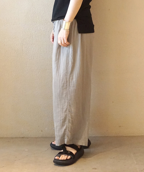 JOURNAL STANDARD LUXE(ジャーナルスタンダード ラックス)の「【ARMEN 】GAUZE GATHERED EASY PANTS(その他パンツ・レディース・ブラック/ライトグレー/パープル・1)」の9枚目の写真