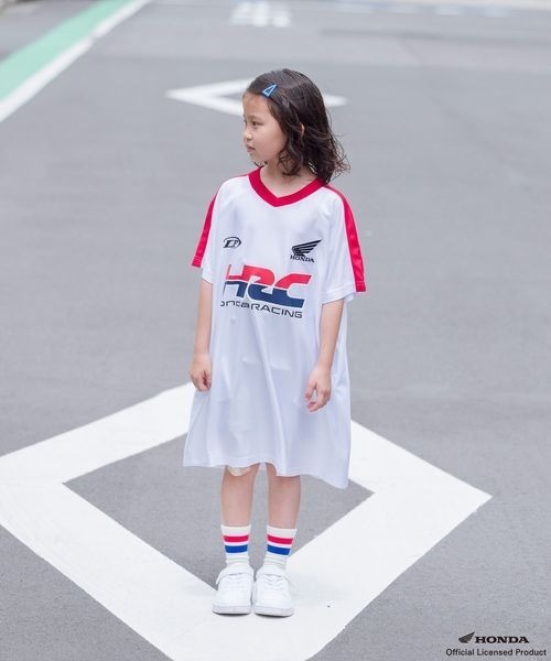 LOWRYS FARM（ローリーズファーム）の「ＨＯＮＤＡカットワンピースＳＳ　135690（ワンピース・キッズ・ブラック/オフホワイト/レッド・110cm/120cm/130cm/140cm/150cm）」の20枚目の写真