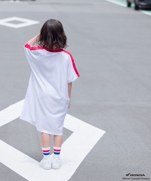 LOWRYS FARM（ローリーズファーム）の「ＨＯＮＤＡカットワンピースＳＳ　135690（ワンピース・キッズ・ブラック/オフホワイト/レッド・110cm/120cm/130cm/140cm/150cm）」の21枚目の写真