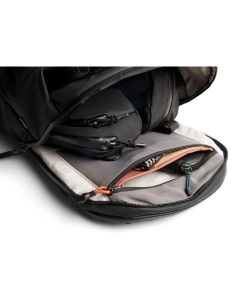 entre square（アントレスクエアー）の「Bellroy/バックパック/リュックサック Venture Travel Pack 26L ブラック（バックパック/リュック・レディース・ブラック・ONE SIZE）」の12枚目の写真