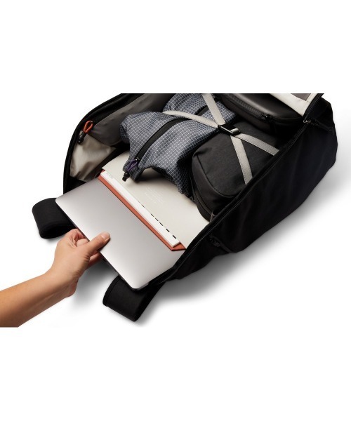 entre square（アントレスクエアー）の「Bellroy/バックパック/リュックサック Venture Travel Pack 26L ブラック（バックパック/リュック・レディース・ブラック・ONE SIZE）」の13枚目の写真