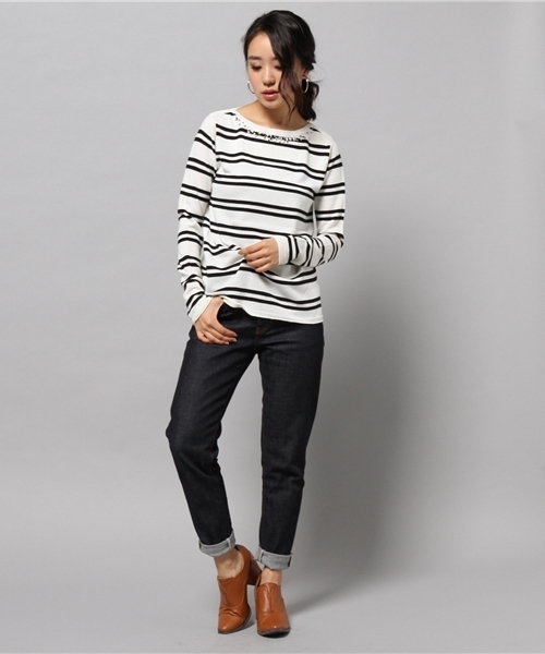 AZUL by moussy(アズールバイマウジー)の「FCTボートネックビジュー長袖PO(ニット/セーター・レディース・トップグレー/ホワイト系その他/ブラック/オフホワイト・MEDIUM/SMALL/LARGE/X-LARGE)」の8枚目の写真