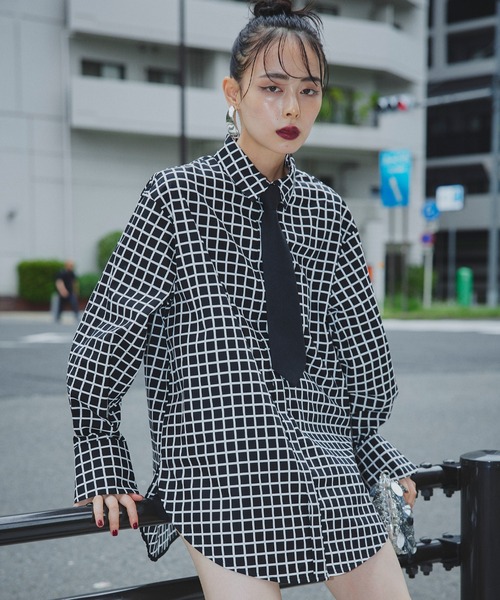 Narcissus（ナルシス）の「【Narcissus】チェックモードシャツ（シャツ/ブラウス・レディース・ブラック/ホワイト・FREE）」の2枚目の写真