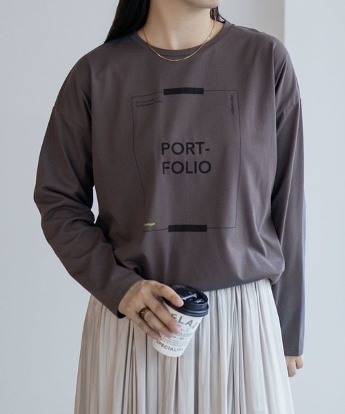 HusHusH（ハッシュアッシュ）の「HusHusH 裾ラウンドプリントロンT 長袖（Tシャツ/カットソー・レディース・ブラック/オフホワイト/チャコールグレー・M/L）」の3枚目の写真