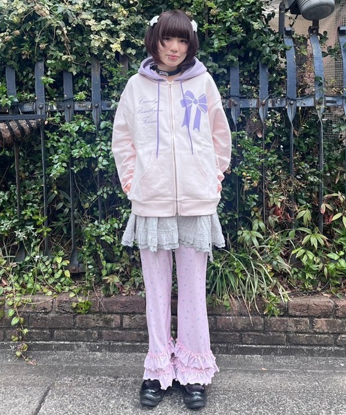 Candy Stripper（キャンディストリッパー）の「SWEET THINGS FRILL FLARE パンツ（その他パンツ・レディース・ピンク/ブラック/ライトブルー・2）」の17枚目の写真