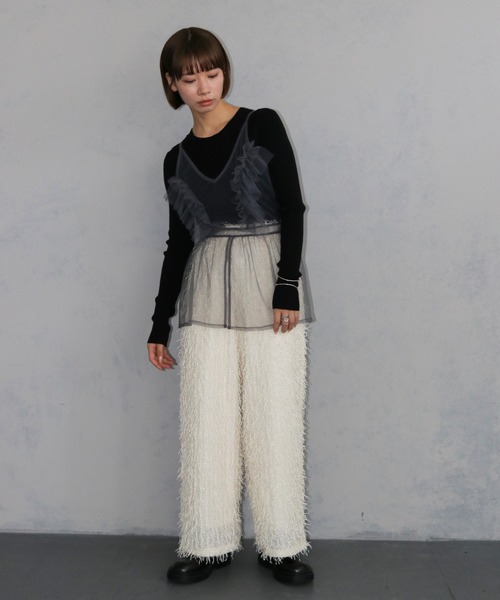 cheriella（シェリエラ）の「【cheriella】ラメフリンジワイドパンツ LAME FRINGE WIDE PANTS（スラックス・レディース・オフホワイト/ブラック・M）」の4枚目の写真