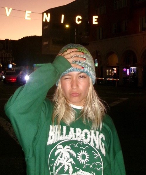 ROOPTOKYO（ループトウキョウ）の「【Sunkissed Sunflower / サンキッスド サンフラワー】グラデーションニットキャップ（ニットキャップ/ビーニー・レディース・レッド/グリーン・FREE）」の4枚目の写真