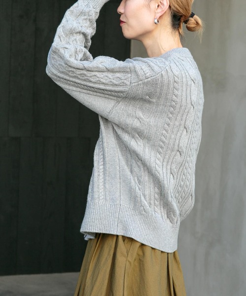 FORK&SPOON（フォークアンドスプーン）の「FORK&SPOON　アラン柄ニットカーディガン（カーディガン/ボレロ・レディース・レッド/チャコールグレー/グレー/アイボリー・1）」の22枚目の写真