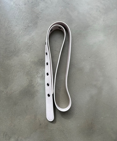 SHAGGIE（シャギー）の「【レビュー評価★5】スタッズ付き2WAYバッグ（ショルダーバッグ・レディース・ホワイト/ブラック/レッド/ブラウン・FREE）」の17枚目の写真