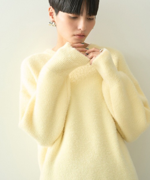 近年♡フォクシー カシミヤ混 ニット プルオーバー ショート丈 アイボリー 42 セール】ワンポイントハート刺繍 フォックス混ニットプル