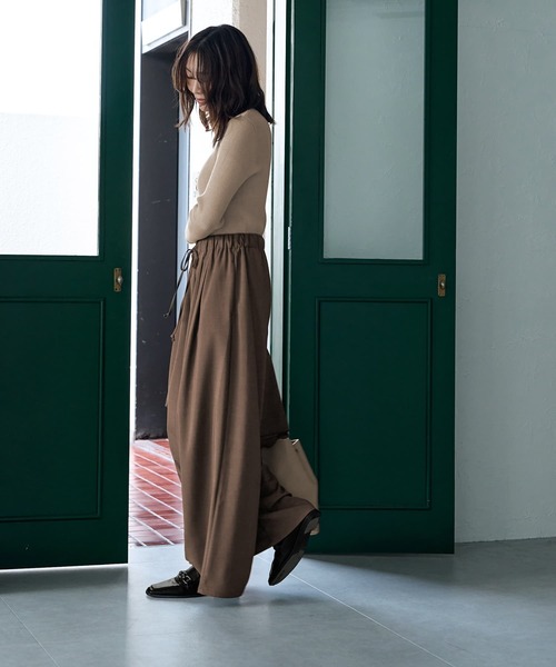 STYLE DELI(スタイルデリ)の「キレイめ3タックリラックスパンツ(その他パンツ・レディース・ネイビー/ブラウン系その他・SMALL/MEDIUM)」の12枚目の写真