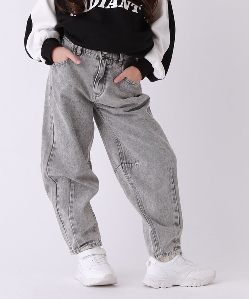 10C REPIPI(ジューシーレピピ)の「【10C REPIPI】バレルレッグデニムパンツ(デニムパンツ・キッズ・ブラック系その他/ブルー・130cm/120cm/110cm)」の4枚目の写真