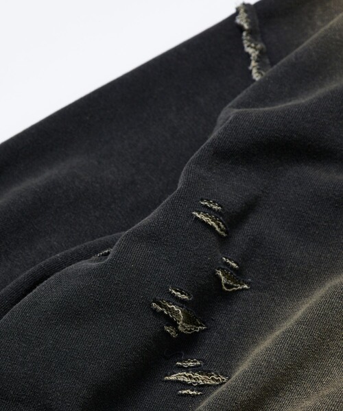 FREAK'S STORE(フリークスストア)の「ヴィンテージブリーチ デニムライク フルジップスウェットパーカー/ダメージ加工(パーカー・メンズ・ブラック/ネイビー・MEDIUM/LARGE)」の12枚目の写真