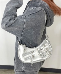 ベルトモチーフ付ショルダーバッグ