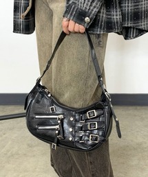 ベルトモチーフ付ショルダーバッグ