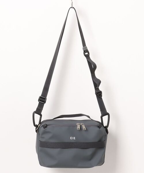 CIE(シー)の「【CIE】GRID-3 MINI SHOULDER 032062(ショルダーバッグ・メンズ・ブラック/ライトグレー/ネイビー/オリーブ・FREE)」の4枚目の写真