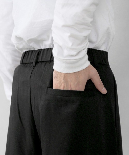 CERCA(チェルカ)の「LEMS/ワイドカーブパンツ(RS/)(スラックス・メンズ・グレー/ブラック・LARGE/MEDIUM/X-LARGE)」の21枚目の写真