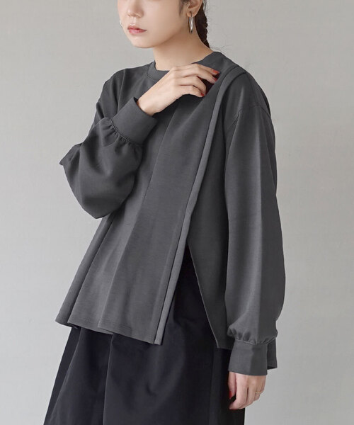 e-zakkamania stores(イーザッカマニアストアーズ)の「ダンボールカットソー スリットプルオーバー(Tシャツ/カットソー・レディース・アイボリー/グレイッシュベージュ/チャコール・フリー)」の2枚目の写真