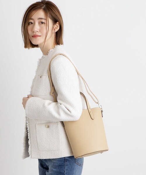grove（グローブ）の「アシメハンドルバケツ2WAYトート【入卒対応可】（ショルダーバッグ・レディース・グレー/アイボリー/ブラック/マスタード・00）」の9枚目の写真