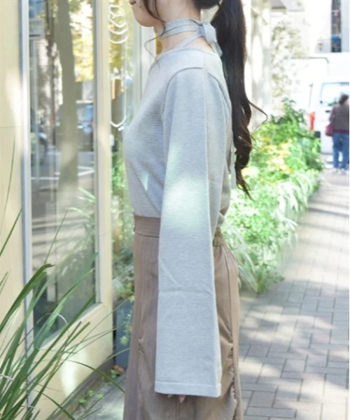 axes femme(アクシーズファム)の「チョーカー風ストラップニット(ニット/セーター・レディース・グレー/ブラック/ダークブラウン・FREE)」の4枚目の写真