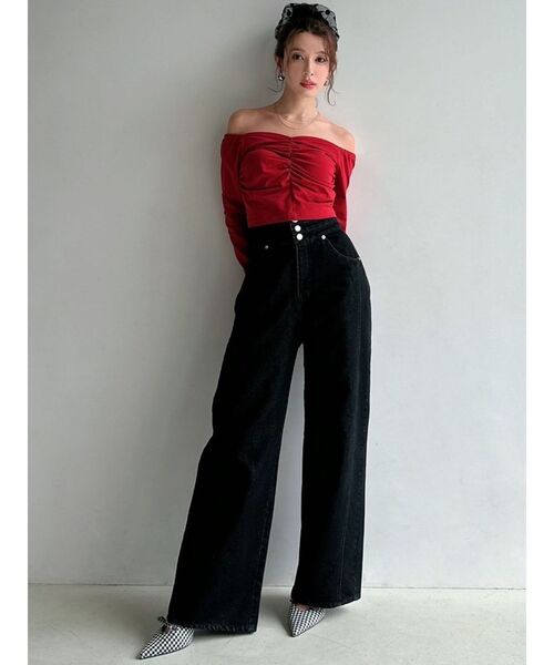 RESEXXY(リゼクシー)の「デコルテギャザーカットトップス(Tシャツ/カットソー・レディース・ホワイト/レッド/ブラック・FREE)」の8枚目の写真