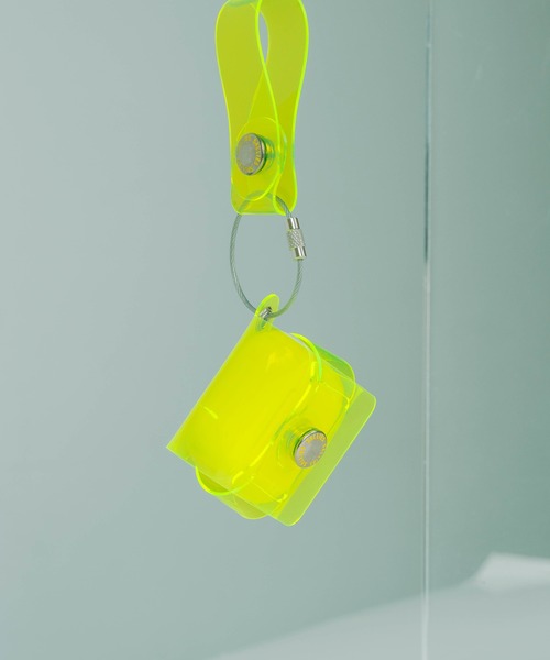 SALLIES(サリーズ)の「SALLIES サリーズ CASE(for AirPods 4)AirPods4ケース(ヘッドフォン/イヤホン・レディース・クリア/ブラック/ブルー/オレンジ/イエロー/ピンク・FREE)」の13枚目の写真