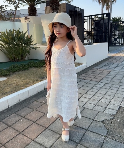 TARKER（ターカー）の「フリルジャガードキャミワンピース（ワンピース・キッズ・ブラック/オフホワイト・90/100/110/120/130/140/150）」の2枚目の写真