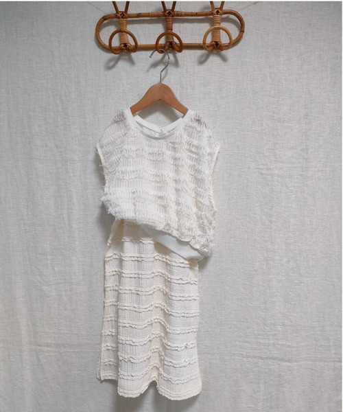 TARKER（ターカー）の「フリルジャガードキャミワンピース（ワンピース・キッズ・ブラック/オフホワイト・90/100/110/120/130/140/150）」の9枚目の写真