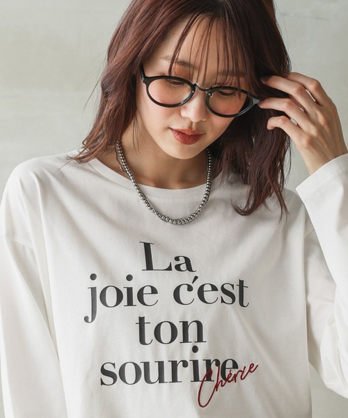 GLOBAL WORK(グローバルワーク)の「リッチクリーンプリントロンT/286046(Tシャツ/カットソー・レディース・スミクロ/グレイッシュベージュ/ホワイト系その他7/ホワイト系その他6/ホワイト系その他5・MEDIUM/SMALL/LARGE)」の3枚目の写真