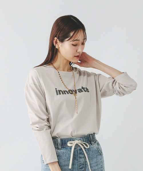 GLOBAL WORK(グローバルワーク)の「リッチクリーンプリントロンT/286046(Tシャツ/カットソー・レディース・スミクロ/グレイッシュベージュ/ホワイト系その他7/ホワイト系その他6/ホワイト系その他5・MEDIUM/SMALL/LARGE)」の5枚目の写真