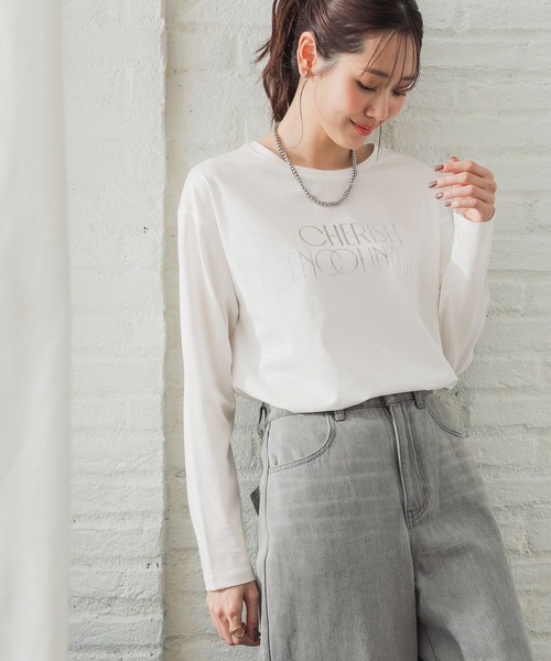 GLOBAL WORK(グローバルワーク)の「リッチクリーンプリントロンT/286046(Tシャツ/カットソー・レディース・スミクロ/グレイッシュベージュ/ホワイト系その他7/ホワイト系その他6/ホワイト系その他5・MEDIUM/SMALL/LARGE)」の18枚目の写真