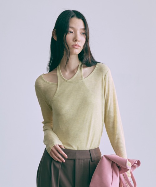 EN NEUME（エンノイム）の「Faux Layer Sheer Ribbed Top（Tシャツ/カットソー・レディース・ブラック/杢グレー/イエロー/ホワイト・FREE）」の9枚目の写真