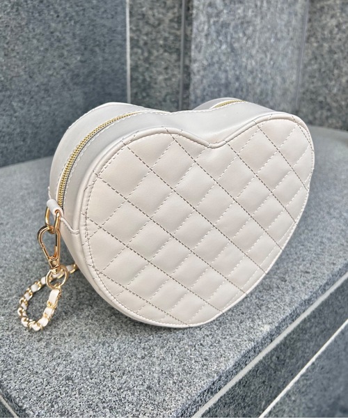 one wayザッカ（ワンウェイザッカ）の「ハートキルティングチェーンバック（ショルダーバッグ・レディース・ブラック/レッド/アイボリー・FREE）」の12枚目の写真
