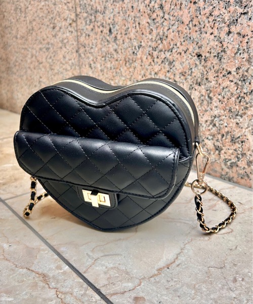 one wayザッカ（ワンウェイザッカ）の「ハートキルティングチェーンバック（ショルダーバッグ・レディース・ブラック/レッド/アイボリー・FREE）」の14枚目の写真