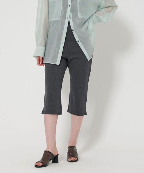 EMMEL REFINES（エメルリファインズ）の「＜EMMEL REFINES＞EM カプリパンツ ダークグレー（その他パンツ・レディース・ダークグレー・S/M）」の2枚目の写真